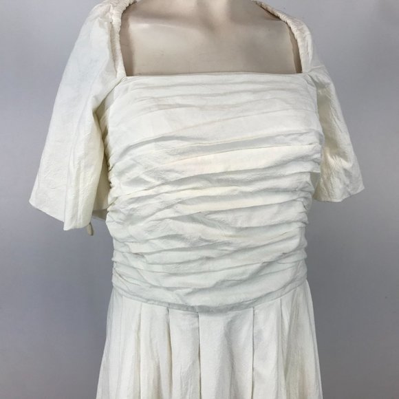 FREE PEOPLE- MEDIUM WHITE SQUARE NECK AIN'T SHE A BEAUT PUFF SLEEVE DRESS - Picture 4 of 9